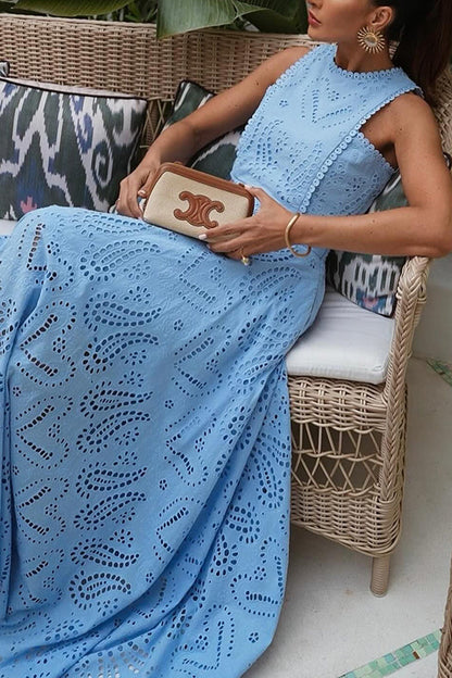 Set Due Pezzi con Ricami e Gonna Lunga a Vita Alta con Tasche